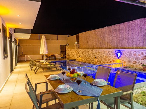  gece  -  Kasım
  | Kalkan Patara’da Jakuzili ve Korunaklı Özel Havuzlu Villa